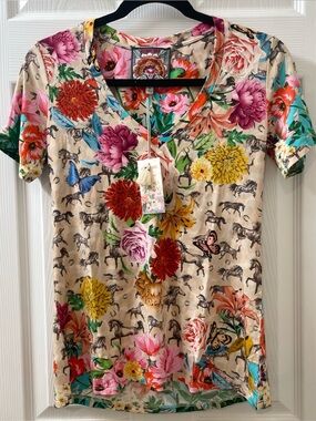 NWT Johnny Was V-Neck Tee Short Sleeve Floral Butterfly Equestrian Size XS